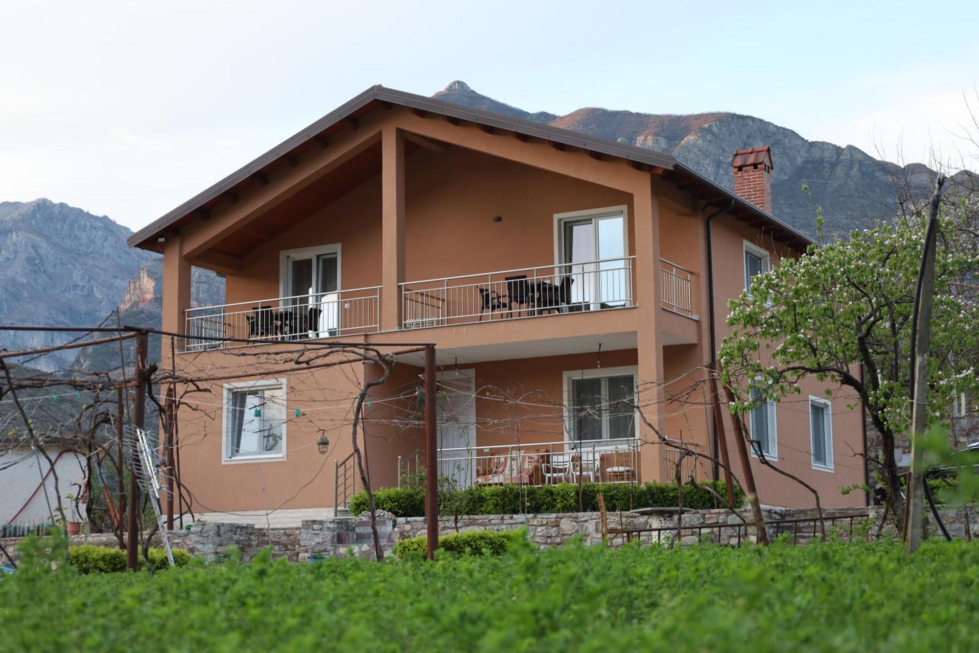 Koman_Lakeview_Apartments Shkodër Exterior foto